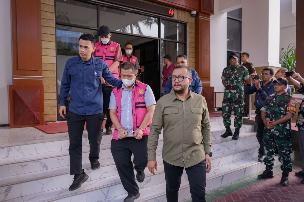 tersandung-kasus-korupsi-pdns-mantan-pejabat-kominfo-dan-empat-lainnya-jadi-tersangka-di-jakpus